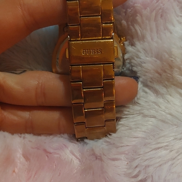 Guess watch rose gold - Picture 2 of 4